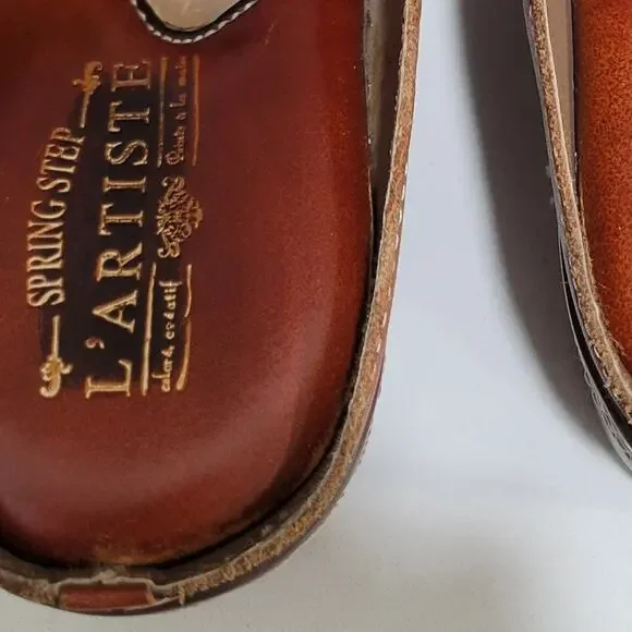 L'Artiste by Spring Step Embossed Leather Clogs Chino Size 41 - Picture 8 of 10